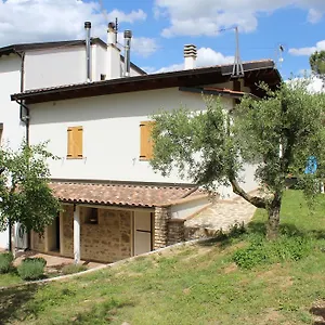 Radici House , Torgiano Italia